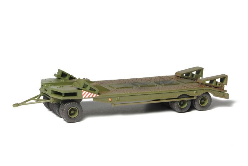 SDV Podvalník P-32 vojenský 1:87